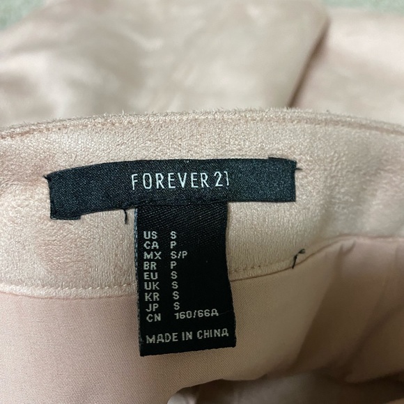 Pink faux suede button front mini skirt - Picture 4 of 5